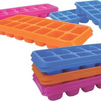 No se te ocurra tirar las cubeteras viejas de casa, mirá lo que podés hacer para tener en la mesa de luz