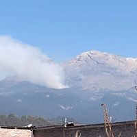 Intentan controlar incendio en el Iztaccíhuatl