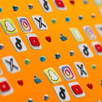 Mira entre la X y la B de tu teclado: la tendencia viral de TikTok y X (Twitter) del universo manga