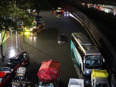 Reabre Aeropuerto Internacional de Ciudad de México tras cierre temporal; 20 mil pasajeros afectados