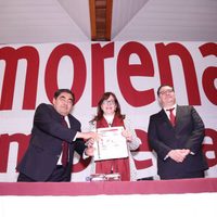 Barbosa se registra como precandidato a la gubernatura de Puebla (Video)