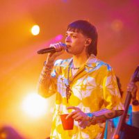 Peso Pluma y el primer Grammy para los corridos tumbados: ¿por qué tanta polémica?