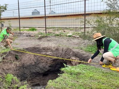 Surgen dos socavones, ahora en una zona rural de Celaya