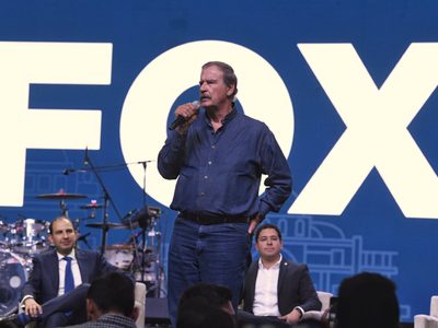 Fox alude a "jeringas con atole" para llamar a no votar por Morena