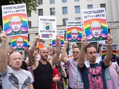 Rusia asesta golpe a la comunidad LGBT: aprueba ley que prohíbe las cirugías de reasignación de sexo