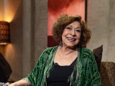 Cristina Pacheco se retira después de 50 años de trayectoria