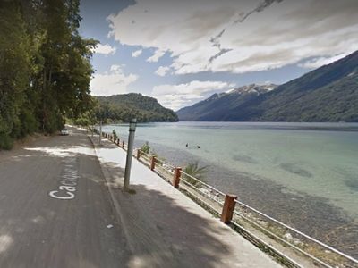 Multaron a un complejo turístico por tirar cloacas al Lago Correntoso