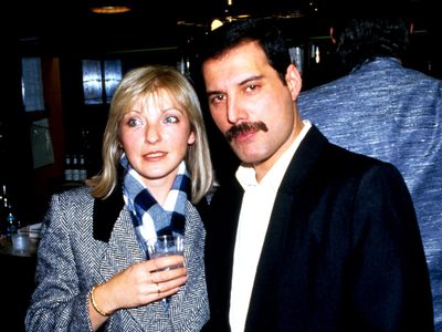 La millonaria suma que dejó Freddie Mercury y se convirtió en una pesadilla para Mary Austin