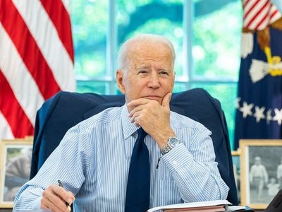 "El mundo de la música ha perdido un icono", dice Joe Biden por la muerte de Vicente Fernández