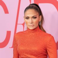 Diva hasta en pandemia: Jennifer López lució un barbijo glamoroso que vas a querer tener