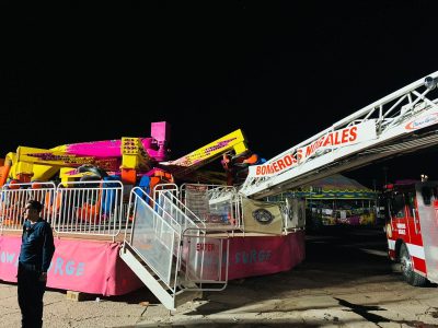 Se desploma juego mecánico en feria de Nogales; hay tres heridos (Videos)