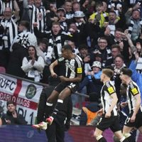 Newcastle gana la Copa de la Liga inglesa y consigue su primer gran trofeo nacional en 70 años