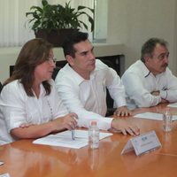 Rocío Nahle aborda con gobernador y empresarios el traslado de Pemex a Campeche