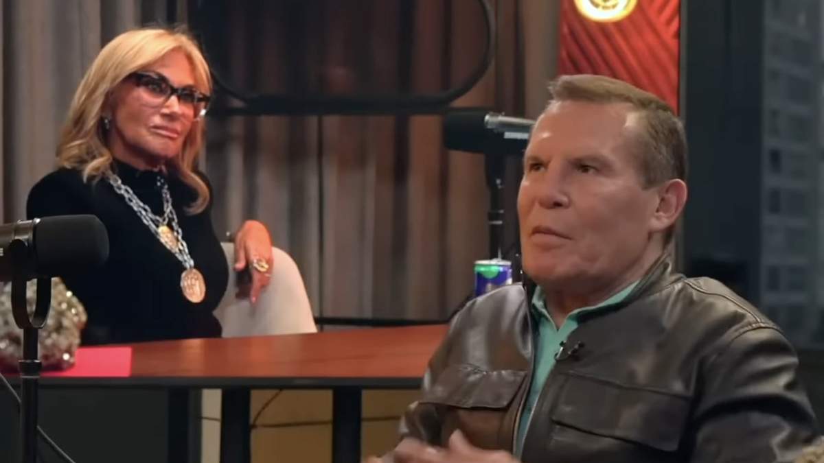 Julio César Chávez en la entrevista con Adela Micha
