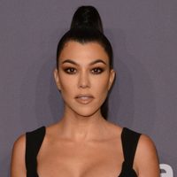 ¿Que usa qué? Kourtney Kardashian reveló el secreto para lucir un cutis perfecto ¡Una cosa de locos!