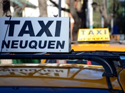 Brutal ataque a un taxista en Plottier