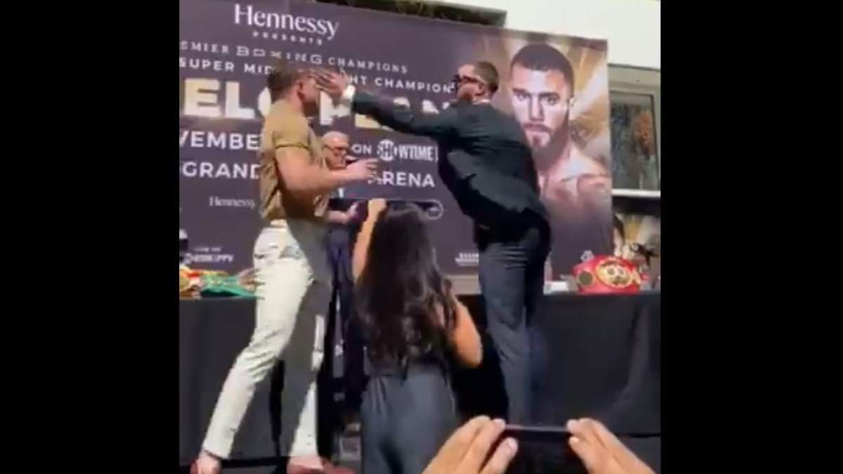 Saúl “Canelo” Álvarez y el estadunidense Caleb Plant