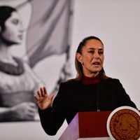 Sheinbaum condena agradecimiento de alcaldesa de Coalcomán a "El Mencho"; FGR investiga