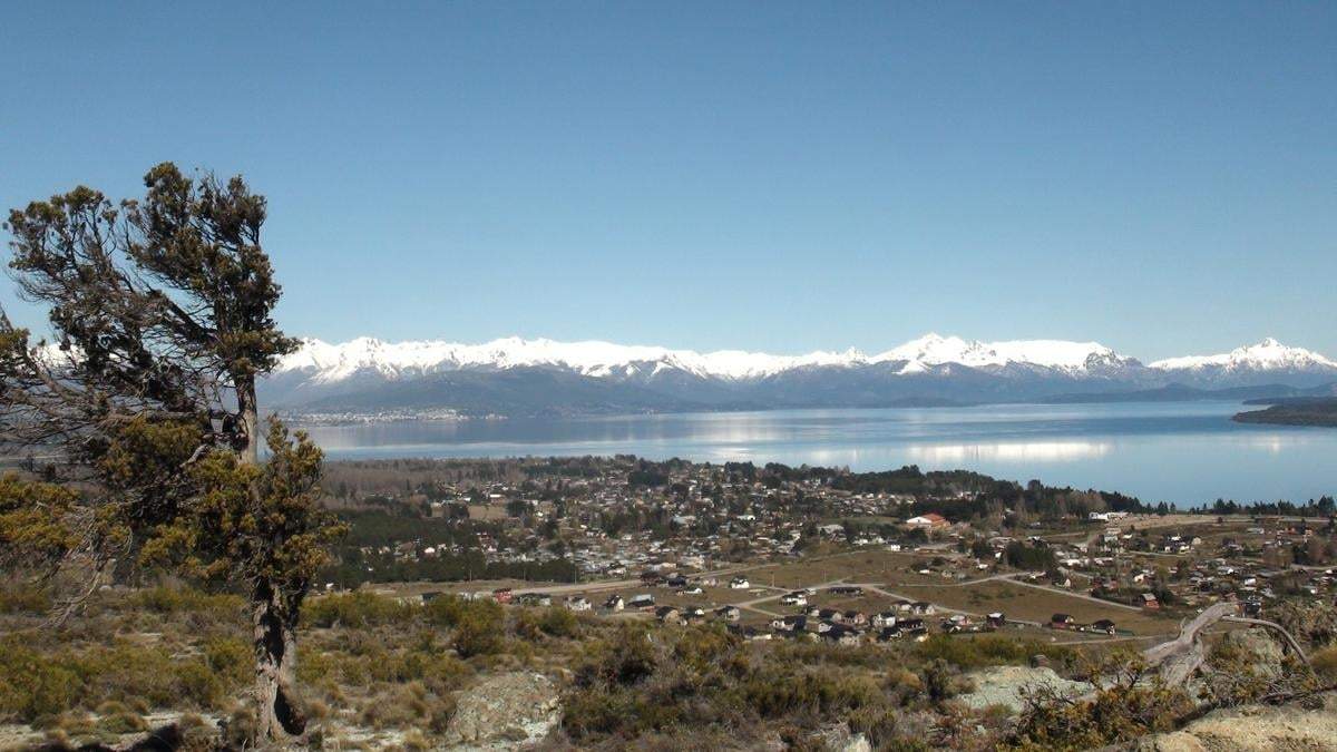 Dina Huapi, el polo productivo que mira al lago. Fuente: (Twitter)