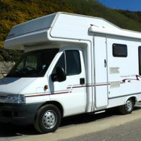 Buscan habilitar playas de estacionamiento para motorhomes en Villa La Angostura