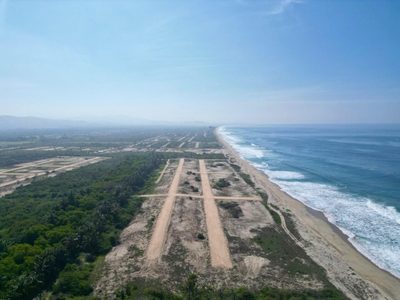 Nuevo “cártel del despojo” arrebata playas y reservas ecológicas comunales en Oaxaca
