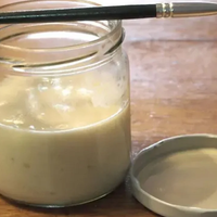 Con pocos ingredientes y la receta de la abuela, hacé este pegamento casero que te salva y cuida tu bolsillo