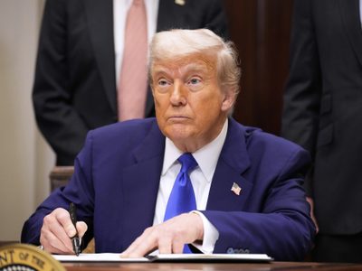 Trump amenaza a España con represalias comerciales por no comprometerse con el 5% en defensa