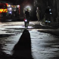 Preocupación en Vista Alegre por un derrame de petróleo en plena calle rural