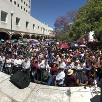 'Ni juntos los tres candidatos nos alcanzan”, presume AMLO en Guanajuato