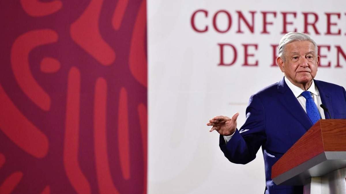 El presidente en su conferencia