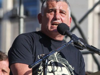 Para este diputado el Gobierno intenta “fragmentar sindicatos” para avanzar con la reforma laboral