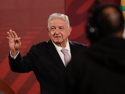 La propuesta del homenaje a caídos en la Guerra Sucia se refiere a soldados, no a altos mandos: AMLO