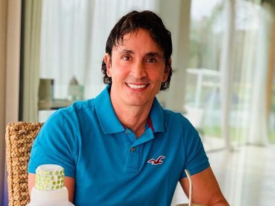 En recuperación: Sebastián Estevanez mostró cómo evoluciona su rostro y llamó la atención de todos
