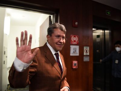Monreal no participará en proceso interno de Morena “por solidaridad" con los excluidos