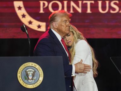 Trump elogia a Charlie Kirk como un “mártir” y destaca su impacto en el movimiento conservador