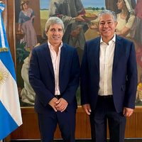 Figueroa habló de Vaca Muerta y de obras con el ministro de Economía de Nación