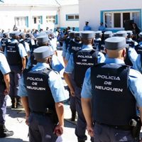 Anunciaron un aumento de sueldos para la Policía de Neuquén