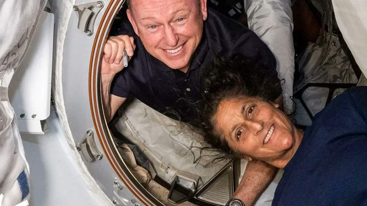 La piloto Sunita Williams y el comandante Barry Wilmore