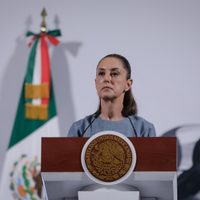 CURP con fotografía y huellas dactilares: la estrategia que propone Sheinbaum contra desapariciones