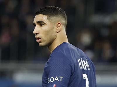 Achraf Hakimi, jugador de PSG, fue acusado de violación