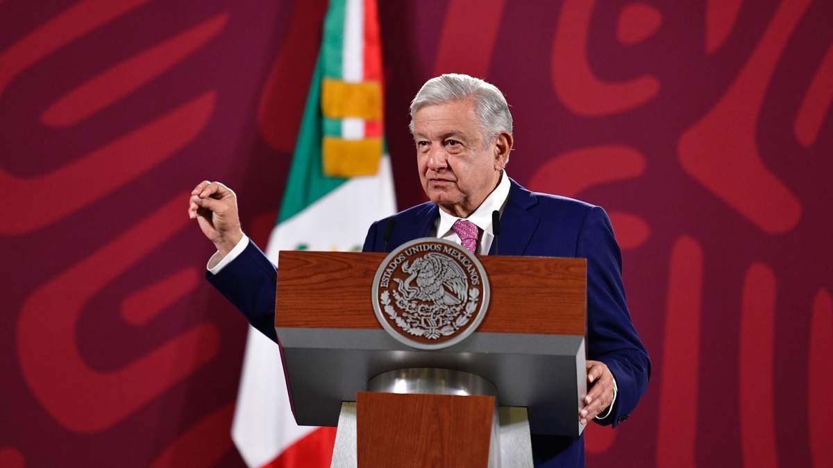 El presidente dijo no tener información sobre el "cobro de piso" de La Familia Michoacana en Edomex y Guerrero
