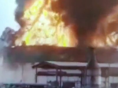 Incendio en la refinería de Pemex en Salina Cruz se reactiva; alertan por 150 familias en riesgo