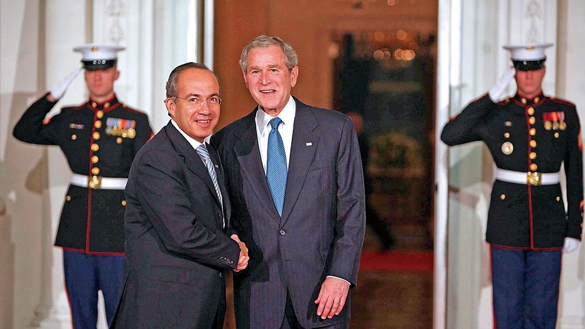 Felipe Calderón y George W. Bush, creadores de la Iniciativa Mérida