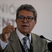 Ricardo Monreal advierte disputas internas en Morena por reformas y próximas candidaturas