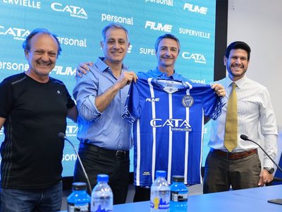 José Mansur y el nuevo Tomba: "La idea es no desarmar la estructura"