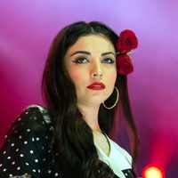 ¡Hasta las lágrimas! Mon Laferte sorprendió con un homenaje que no terminó como esperaba