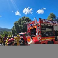 Bomberos Voluntarios controlaron un incendio en el barrio Los Faldeos en San Martín de los Andes