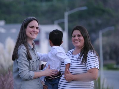 Una pareja de mujeres logra la primera adopción homoparental en Jalisco