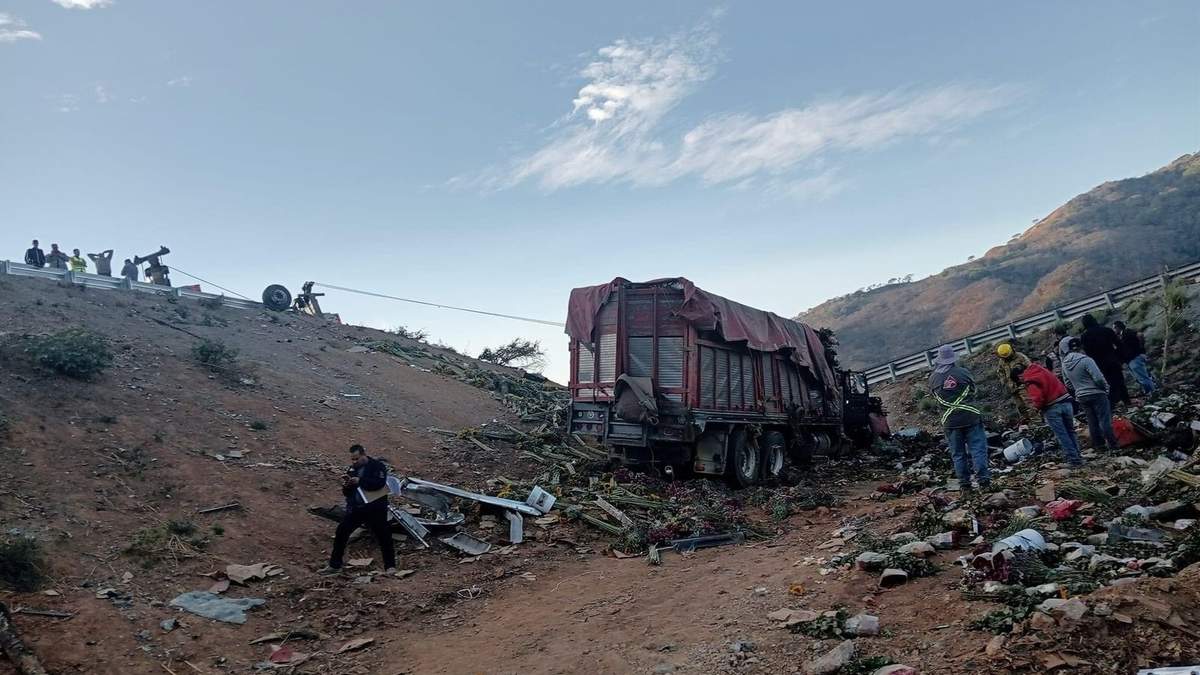 El camión siniestrado