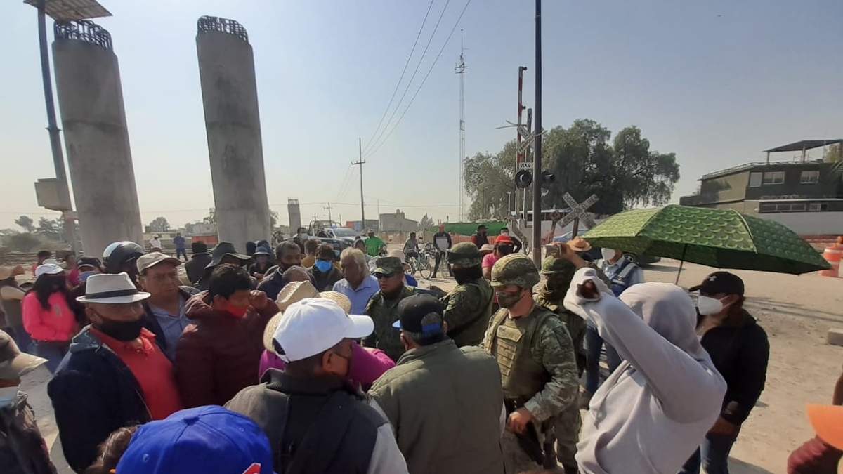 Protesta en inmediaciones del AIFA